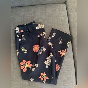Dalia Flower Pants, Excellet Condition
